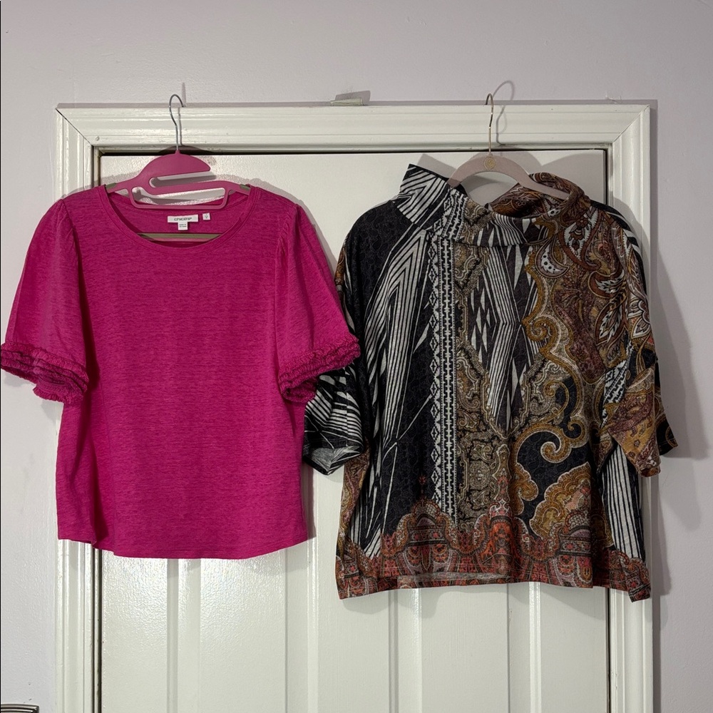 Chicos brand tops(2) Size Med